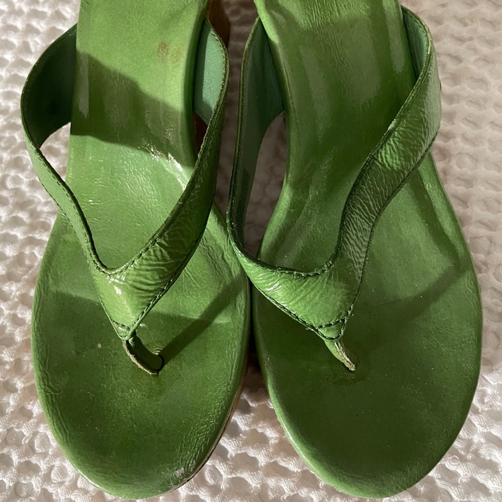 Ugg’s Cork Heel Sandals Size 7